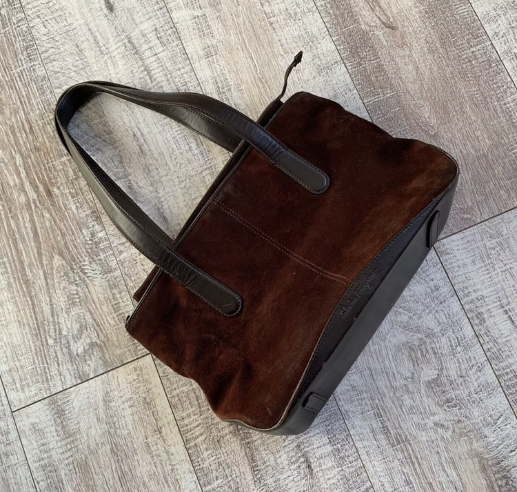 トートバッグ SALVATORE FERRAGAMO Dark Brown Suede Shoulder Bag salvatore ferragamo brown suede shoulder bag | eBay